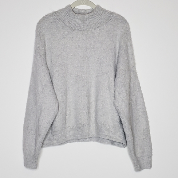 H&M Mock Neck Fuzzy Sweater - Picture 1 of 6